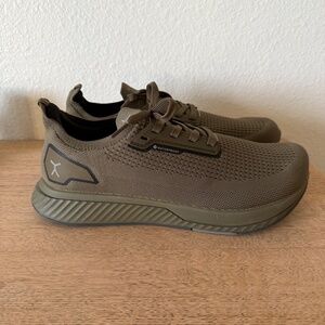 Flux Mens Waterproof Runners - Olive, Size 10.5 - NEW w/ Box